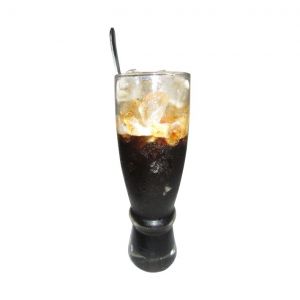 “Vietnamese”咖啡（热的或加冰的）