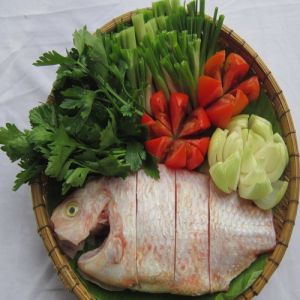 Red fish with sweet and sour hot pot
